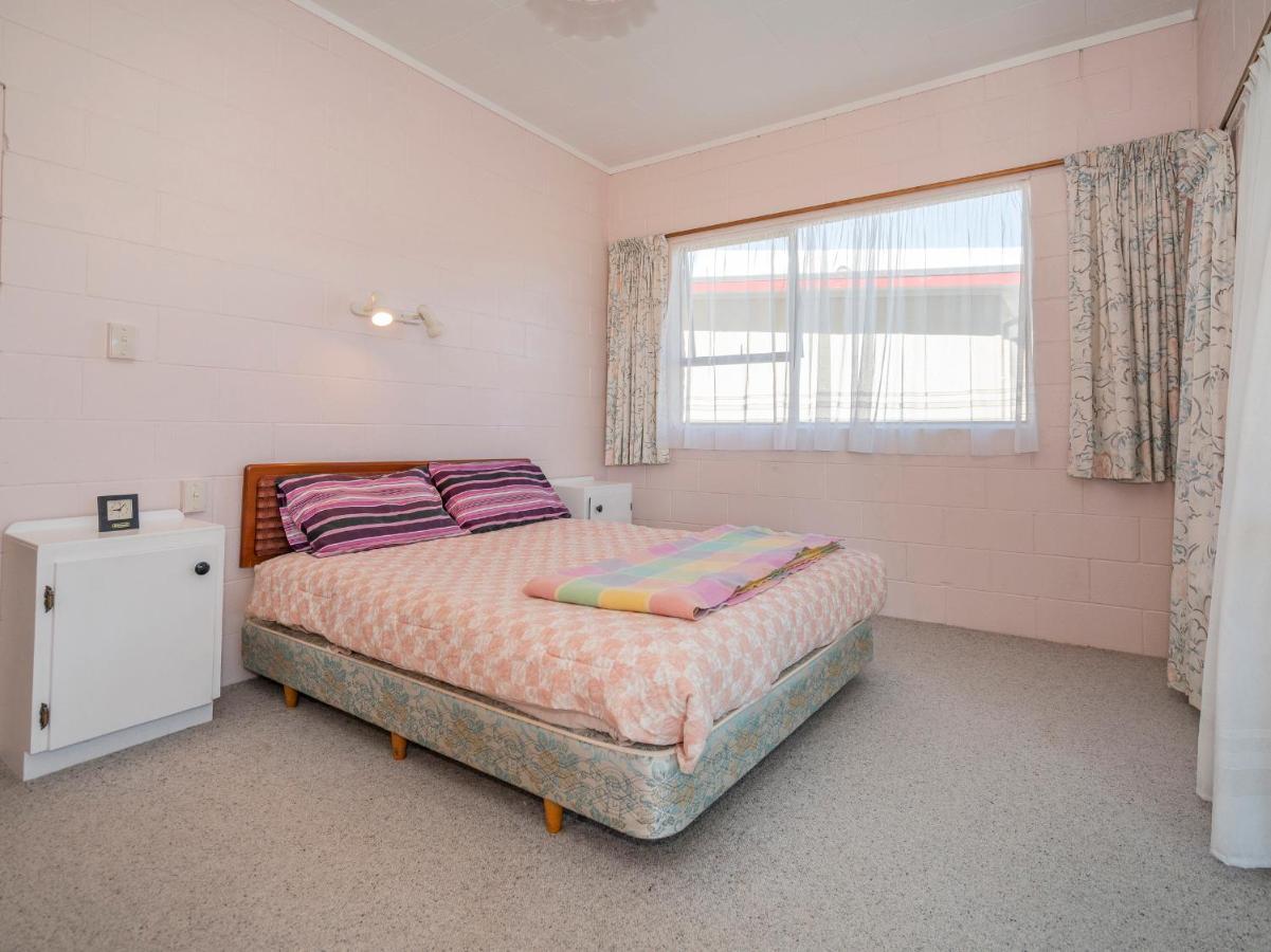Cosy At Cooks - Cooks Beach Downstairs Unit Экстерьер фото